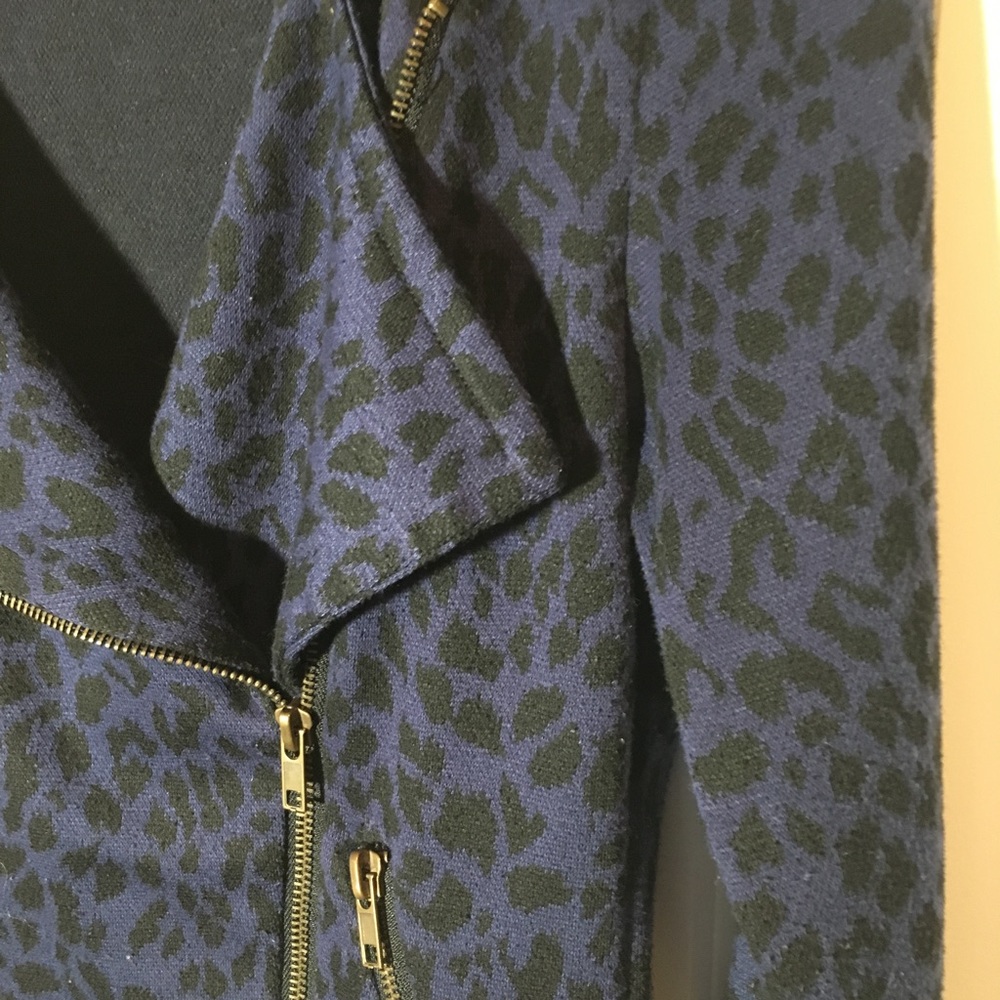 Blue light jacket - Picture 3 of 3